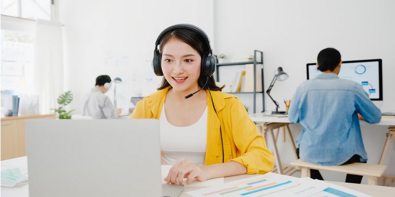 Lựa chọn một trong những phương thức phù hợp để kết nối với CSKH JB88